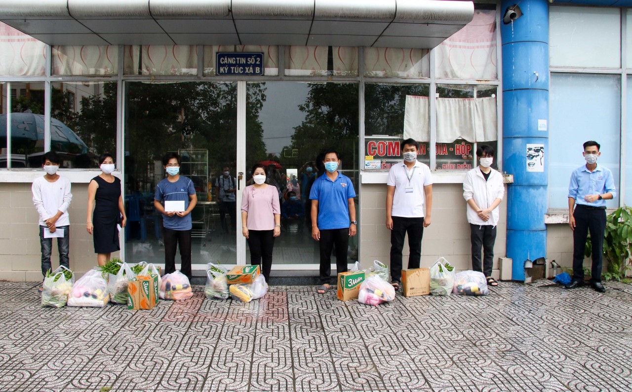 Can Tho offers support to COVID-19 affected Cambodian students